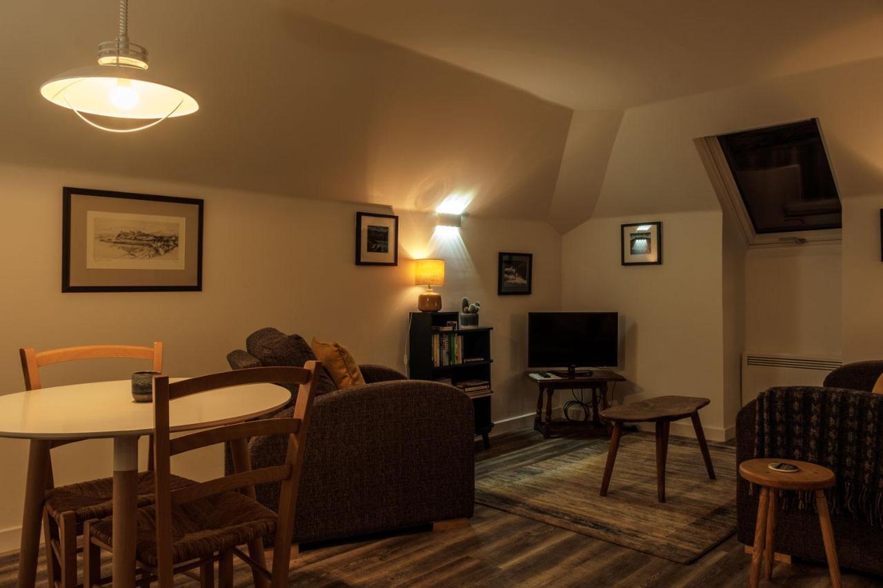The Walk-up Apartment